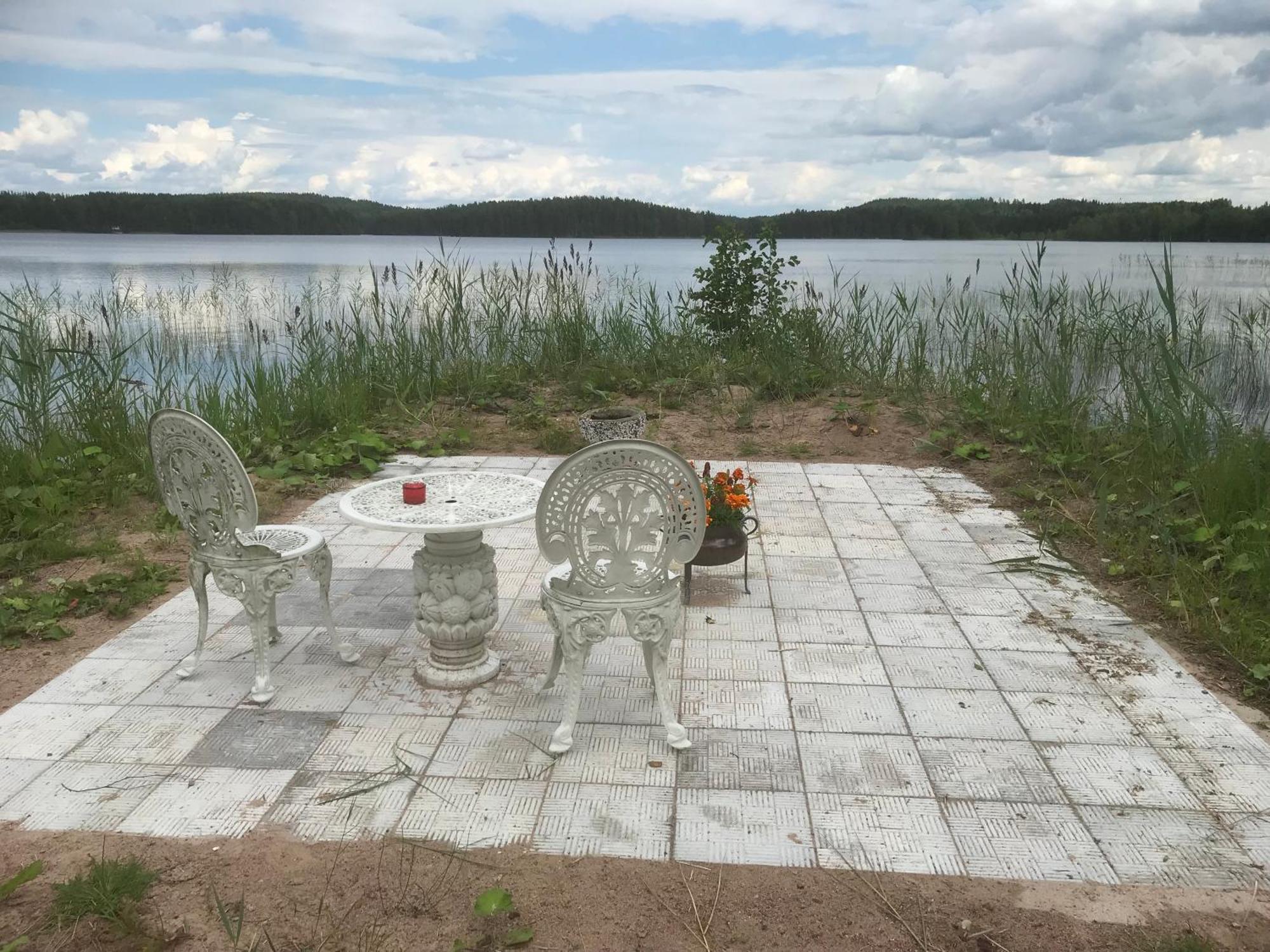 Verlan Satumaa Buitenkant foto